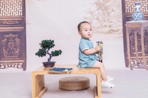 梨树县孕妇肚子上的黑线